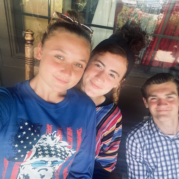 Meet your Posher, Elisabeth - Picture 8 of 9